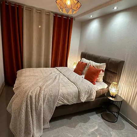 T3 5 étoile Jacuzzi Appartement *